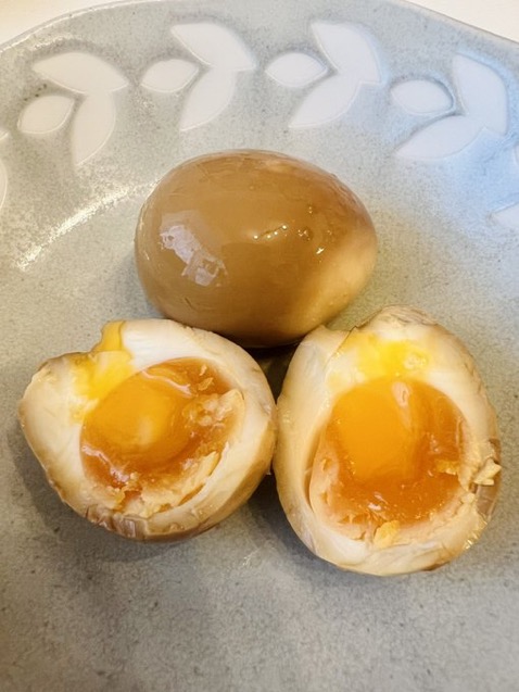 Адзитама — маринованные яйца